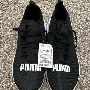 New With Tag Men’s Pumas